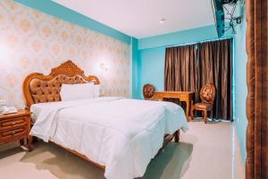 Katil atau katil-katil dalam bilik di Lima Central Design Hotel Spa & Club +37 gambar