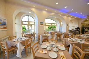 Restaurace v ubytování Albergo Atlantic