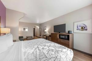 Kuchyň nebo kuchyňský kout v ubytování Best Western Plus Buda Austin Inn & Suites
