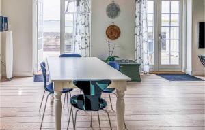 TV a/nebo společenská místnost v ubytování Apartment Færgevej X
