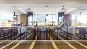 Un restaurant sau alt loc unde se poate mânca la Clayton Hotel Cardiff