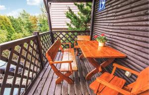 Un balcon sau o terasă la Holiday Home Dabrówno Kalbornia +12 fotografii