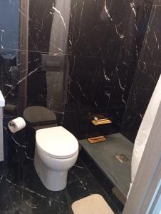 Koupelna v ubytování Il terrazzo dei nonni