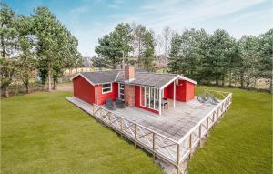 Budova, kde se prázdninový dům nachází + 8 fotografií