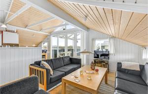 Fotografie z fotogalerie ubytování Holiday Home Arvidvej Hvide Sande Ix v destinaci Bjerregård