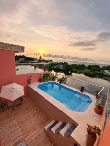 Πισίνα στο ή κοντά στο Hotel Casa Harmony Cartagena