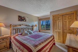 Postel nebo postele na pokoji v ubytování Fireside