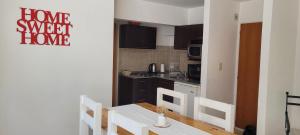 Køkken eller tekøkken på PASAJE EN EL CENTRO DE LOMAS