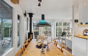 Posezení v ubytování Four-Bedroom Holiday Home In Grasted