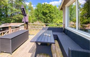 Балкон або тераса в Cozy Home In Aplared With Wifi