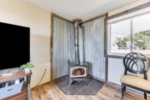 Gallery image of Rustic Cabin in Peyton Near Hiking Trails! in Peyton