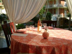 Nápoje v ubytování Hotel Garisenda