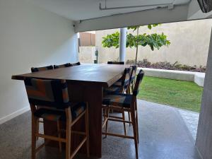 Imagen de la galería de OCEAN FRONT luxury hotel room "Pacific Point", en Jacó