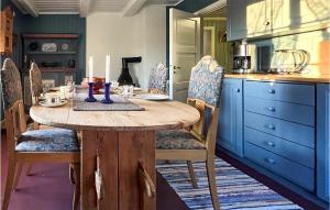 Η κουζίνα ή μικρή κουζίνα στο 1 Bedroom Cozy Home In Vormsund