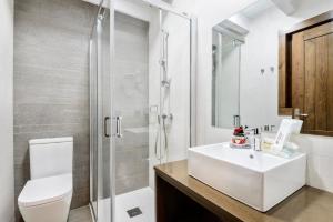 A bathroom at Casa Otal