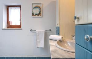 Koupelna v ubytování Holiday Home Dalmatinska Croatia