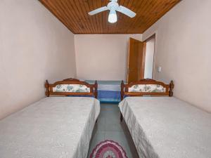 Fotografie z fotogalerie ubytování Casa completa com Piscina e Área de Churrasco v destinaci Ubatuba