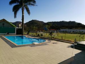 Piscina a Hotel Lake View o a prop