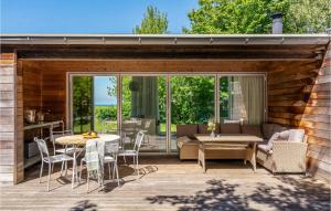 Αίθριο ή υπαίθριος χώρος στο Three-Bedroom Holiday Home In Dronningmolle