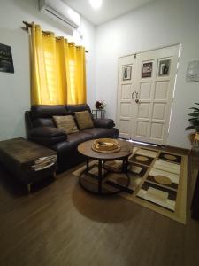 Posezení v ubytování Z&S Gerik Hillview Homestay