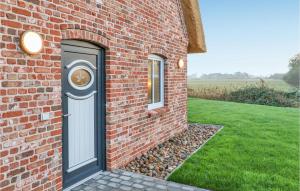 Κήπος έξω από το Awesome Home In Dagebüll With Wifi +26 φωτογραφίες