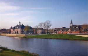 Uitzicht op een rivier vlak bij het vakantiehuis