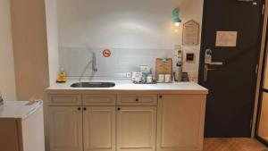 Cucina o angolo cottura di Chill Roof Hotel
