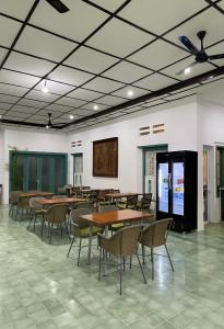 Ein Restaurant oder anderes Speiselokal in der Unterkunft Binumar Guest House 