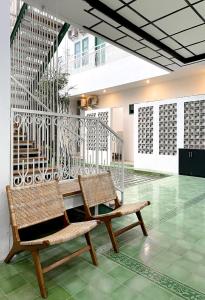 Ein Sitzbereich in der Unterkunft Binumar Guest House