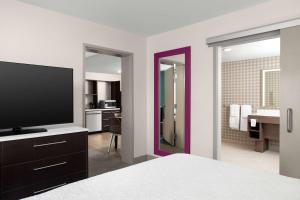 Postel nebo postele na pokoji v ubytování Home2 Suites By Hilton Owatonna