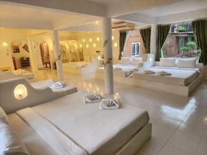 Gallery image of Rimkao Valley Resort in Suan Phung +80 photos