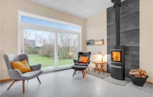 Φωτογραφία από το άλμπουμ του 3 Bedroom Cozy Home In Tarm σε Tarm