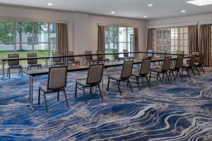 Εστιατόριο ή άλλο μέρος για φαγητό στο DoubleTree Suites by Hilton Mount Laurel