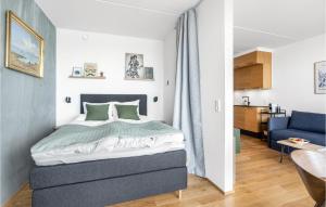 Letto o letti in una camera di Nice Apartment In Aarhus C