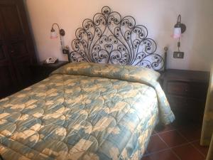 Posteľ alebo postele v izbe v ubytovaní Hotel Bucaneve