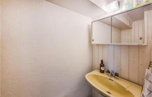 Bagno di 2 Bedroom Lovely Apartment In Kungshamn