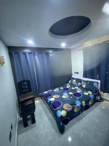 Postel nebo postele na pokoji v ubytování cozy Haven