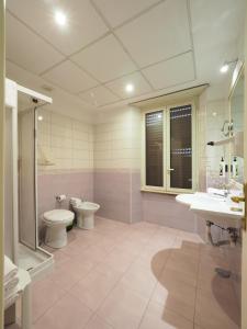 Vannituba majutusasutuses Hotel Osimar