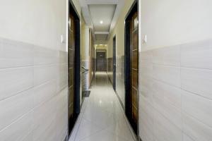 Fotografie z fotogalerie ubytování Super Hotel O Chhatrapati Nagar v destinaci Širdi