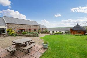 Κήπος έξω από το Gamekeepers Cottage