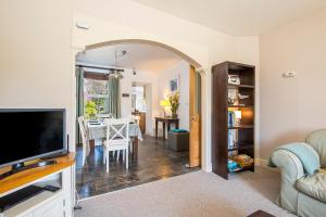 Μια τηλεόραση ή/και κέντρο ψυχαγωγίας στο Goat Street Cottage