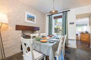 Φαγητό σε αυτή η παραθεριστική κατοικία ή κάπου εκεί κοντά