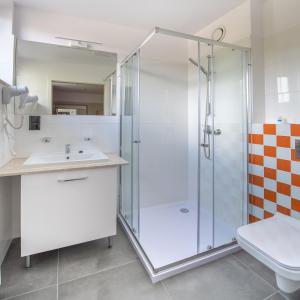 Et badeværelse på Jubilat + 14 billeder