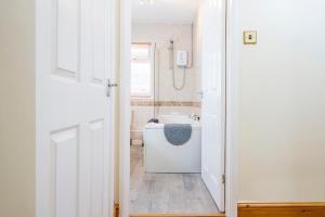 Phòng tắm tại 1 Homecroft Bungalows