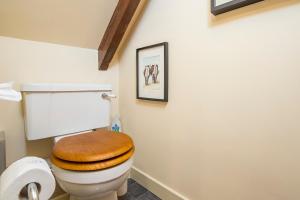 Ένα μπάνιο στο West Barn +32 φωτογραφίες