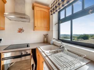 Kuchyň nebo kuchyňský kout v ubytování Viking Cottage - Uk36662