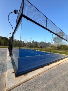 Tenis a/nebo squash v ubytování Forest Gate Backpackers nebo okolí