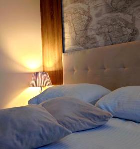 Posteľ alebo postele v izbe v ubytovaní Willa Długa No. 4 Bed & Breakfast