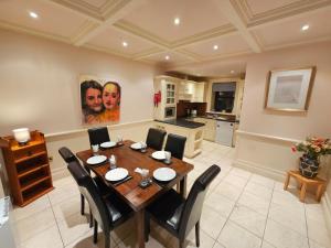 Гостиная зона в 3 Clos Na Feirme Three Bedroom House with Hot Tub +7 фотографий