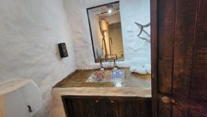 Koupelna v ubytování Hobbit Hotel El peñol Guatapé